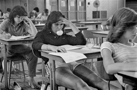 candid teens.top|70s High School Teacher Candidly Photographs His Students